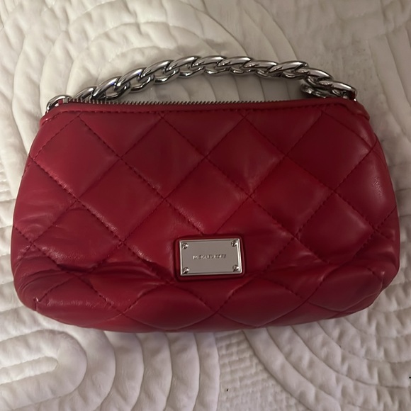 ORIGINAL Michael Kors Pouchette Wallet
Purses & Pouches red used once . - Picture 11 of 12